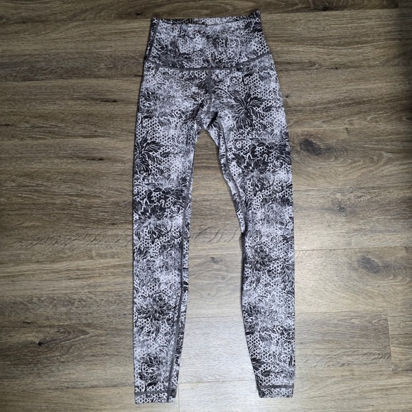 Lululemon Pants - Lululemon Womens High Rise Floral Lace Print Leggings Black White Size 4